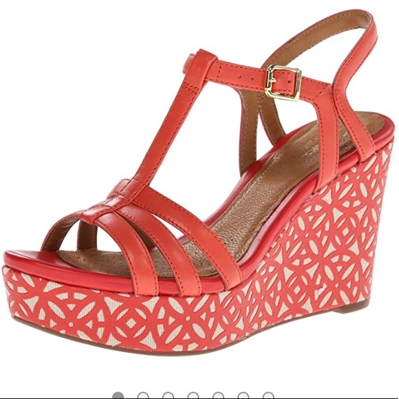 clarks amelia avery sandals
